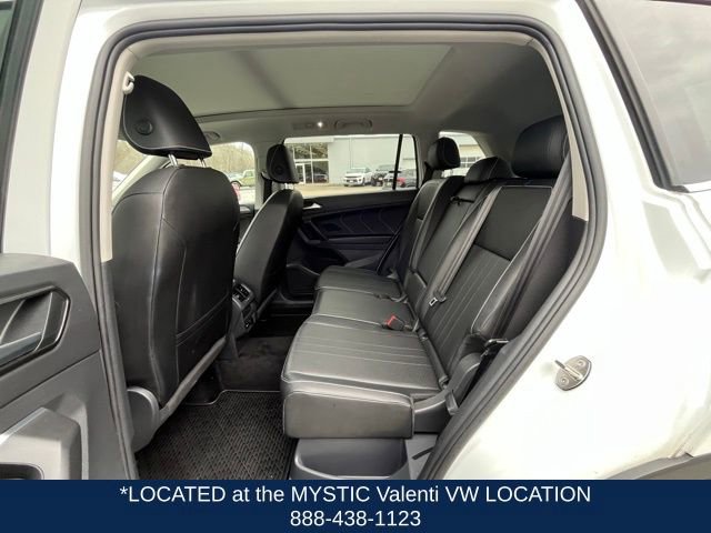 Certified 2023 Volkswagen Tiguan SE w/ Panoramic Sunroof Package AWD/4WD image 11