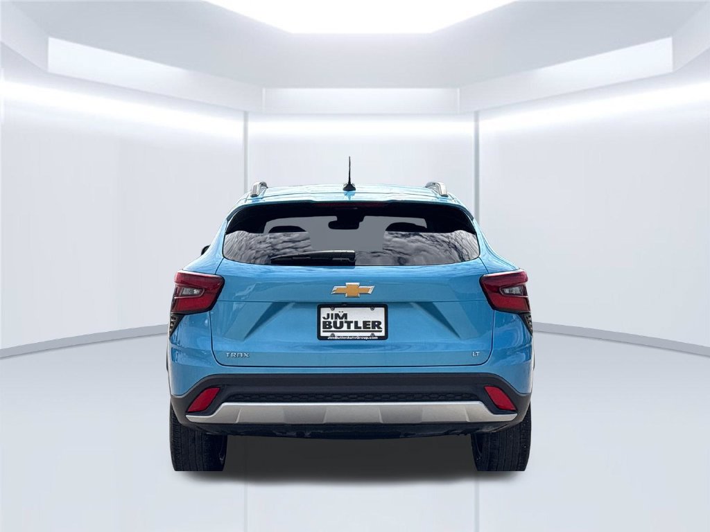 Used 2025 Chevrolet Trax LT w/ Driver Confidence Package FWD image 6