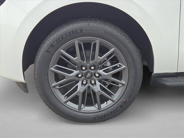 New 2027 Ford Expedition Platinum RWD image 10