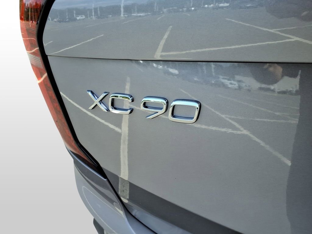 New 2026 Volvo XC90 T8 Ultra w/ Lounge Package image 5