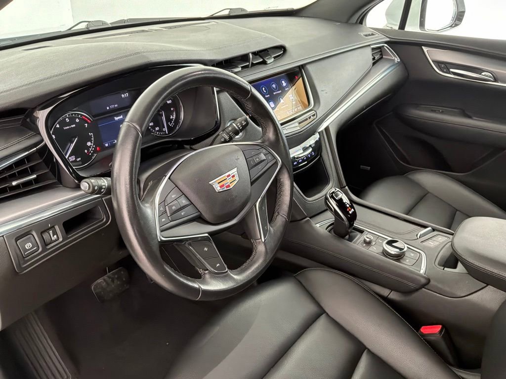 Used 2022 Cadillac XT5 Luxury w/ LPO, Floor Liner Package AWD/4WD image 21