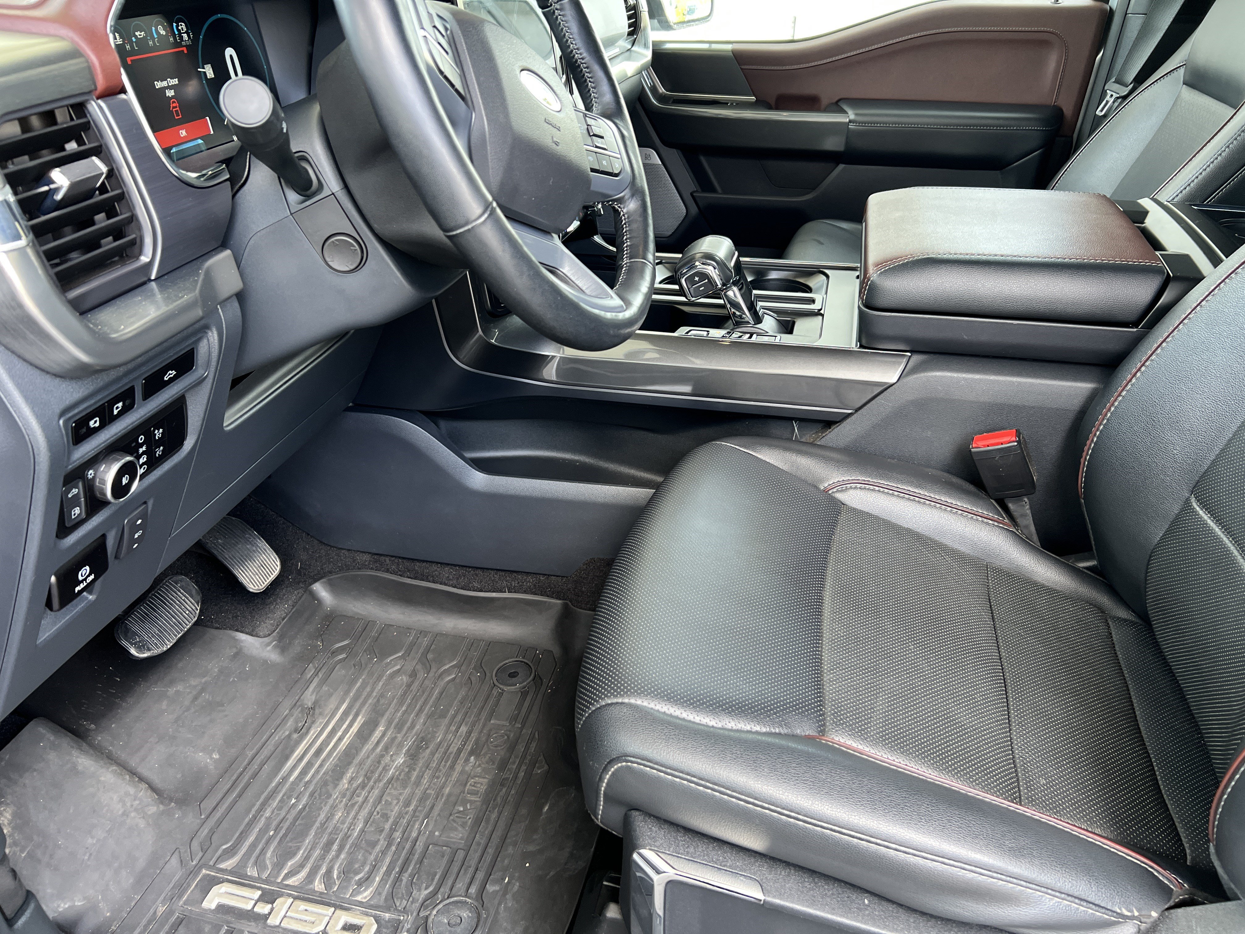 Used 2023 Ford F150 Lariat w/ Equipment Group 502A High AWD/4WD image 16