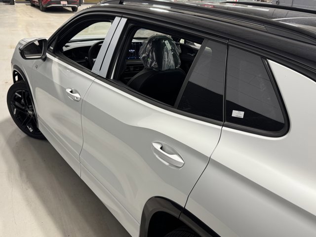 New 2026 Volkswagen Tiguan SE R-Line image 25