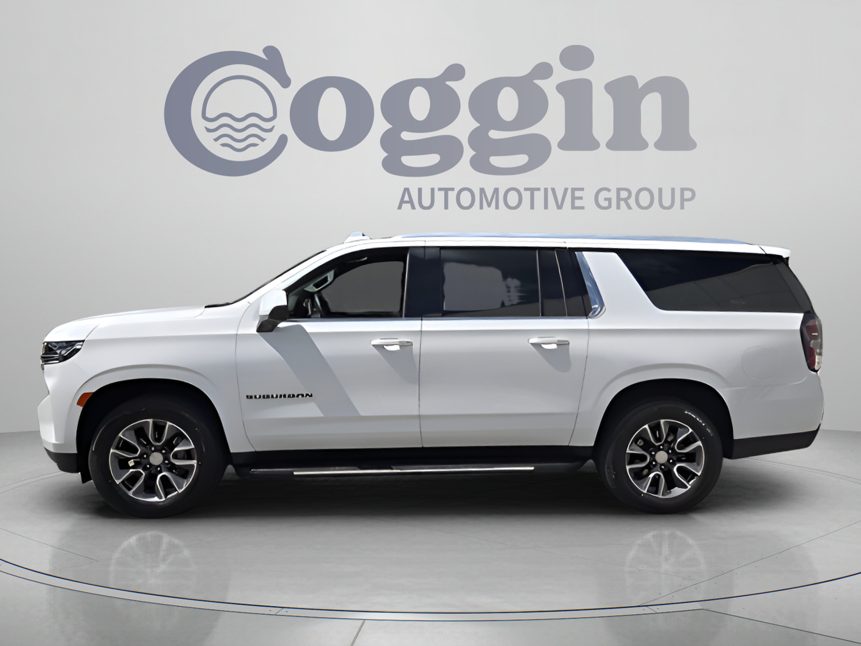 Certified 2023 Chevrolet Suburban LS RWD image 2