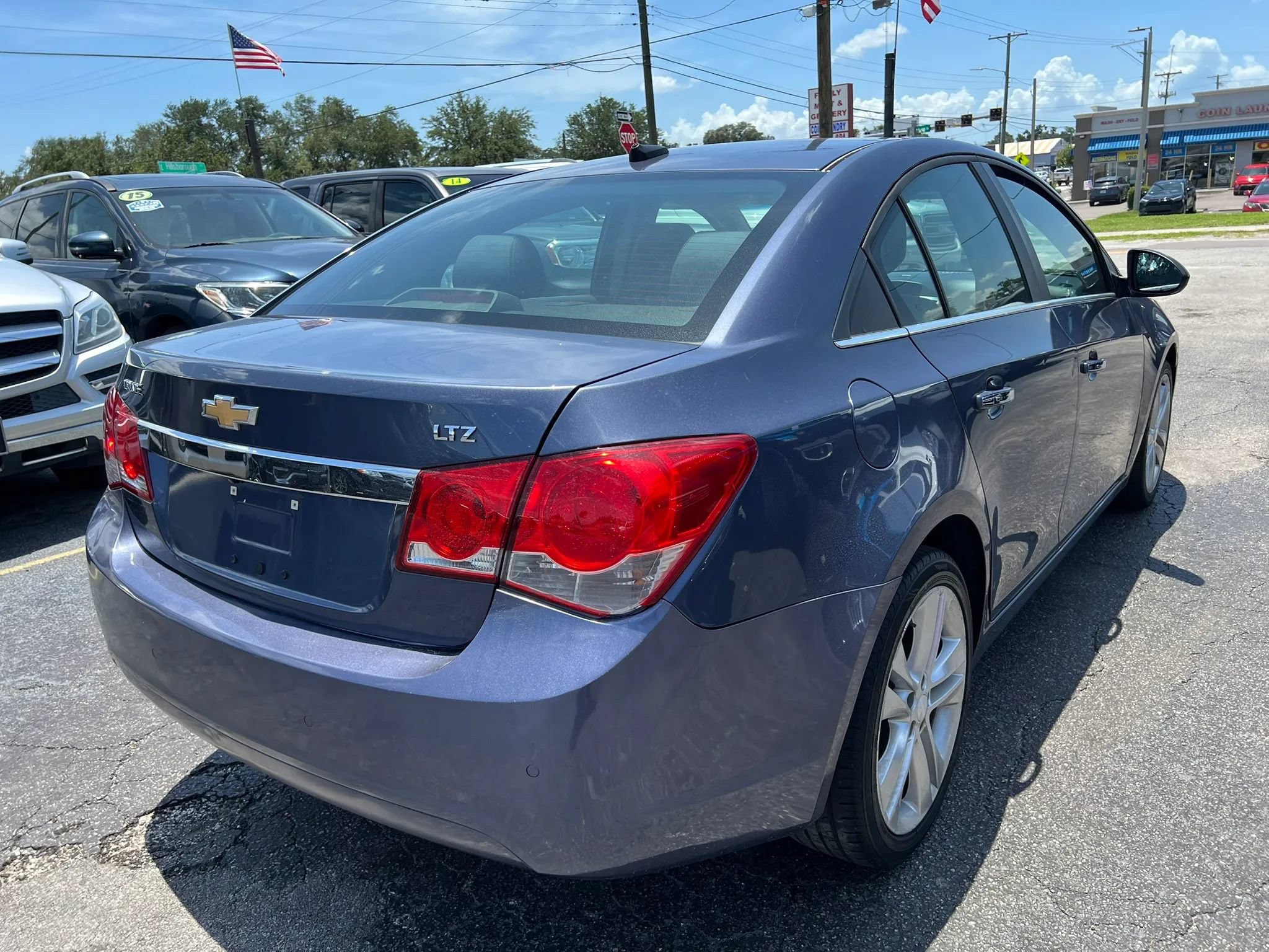 Used 2013 Chevrolet Cruze LTZ w/ Enhanced Safety Package FWD image 5
