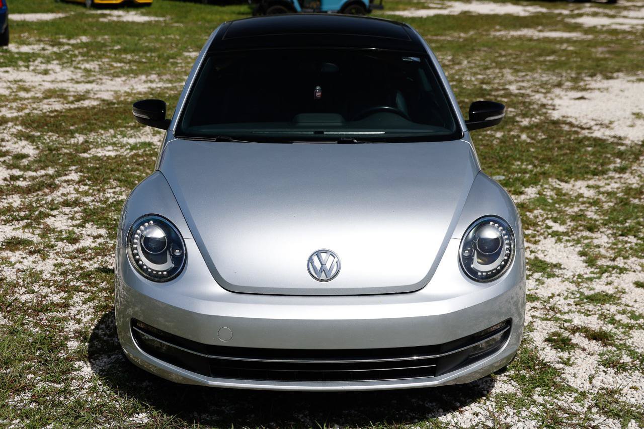 Used 2013 Volkswagen Beetle 2.0T FWD image 21