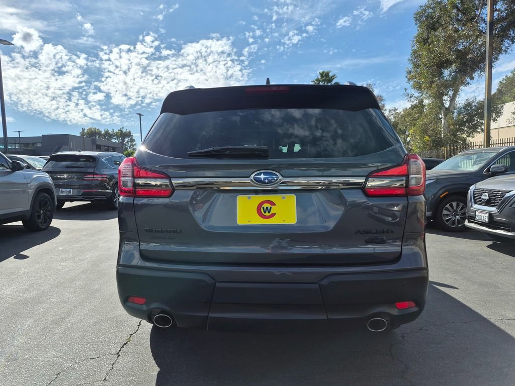 Used 2022 Subaru Ascent Onyx Edition image 6
