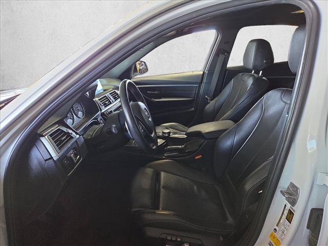 Used 2017 BMW 330i Sedan RWD image 15