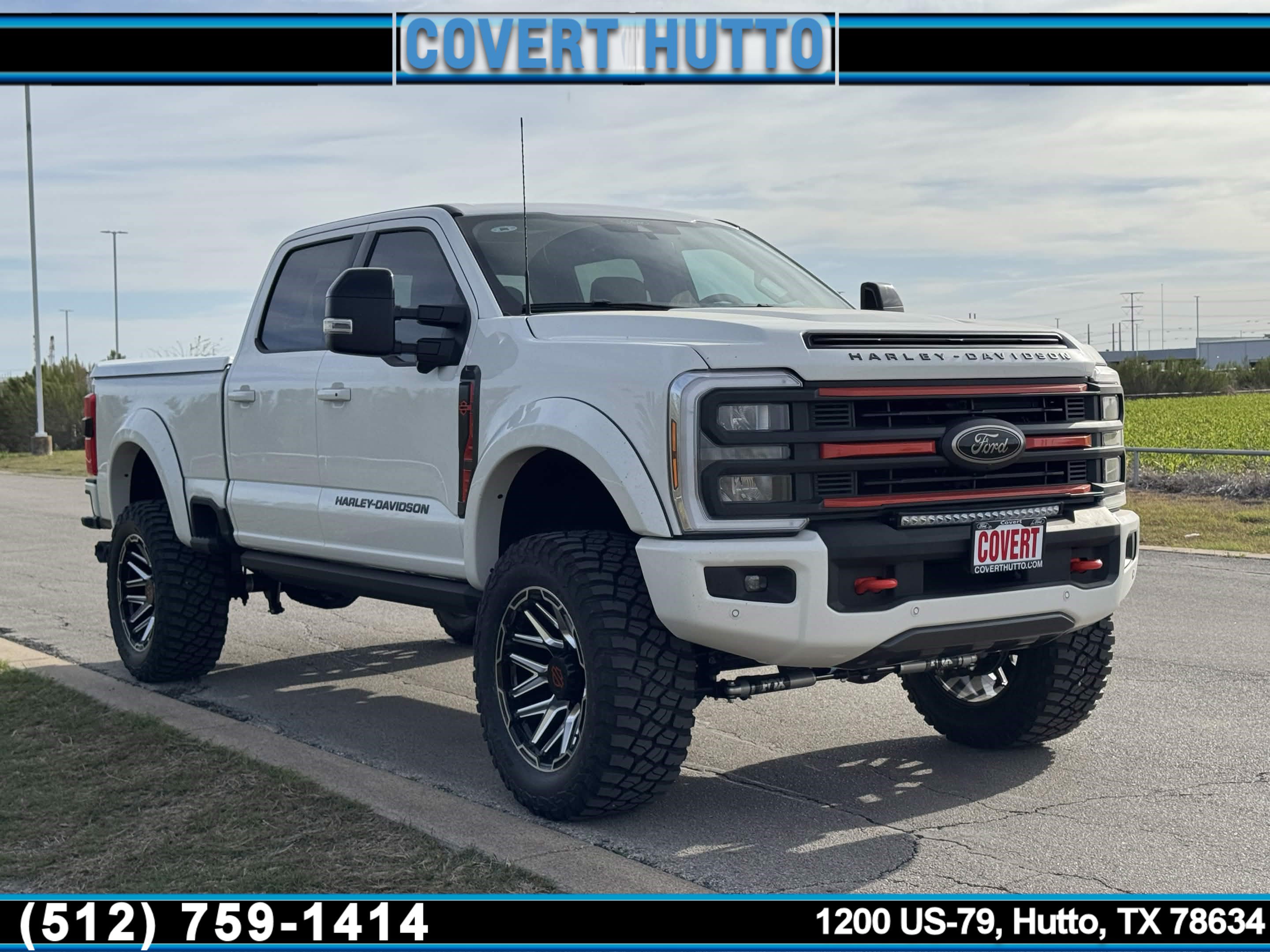 New 2026 Ford F250 Lariat w/ Black Appearance Package image 4