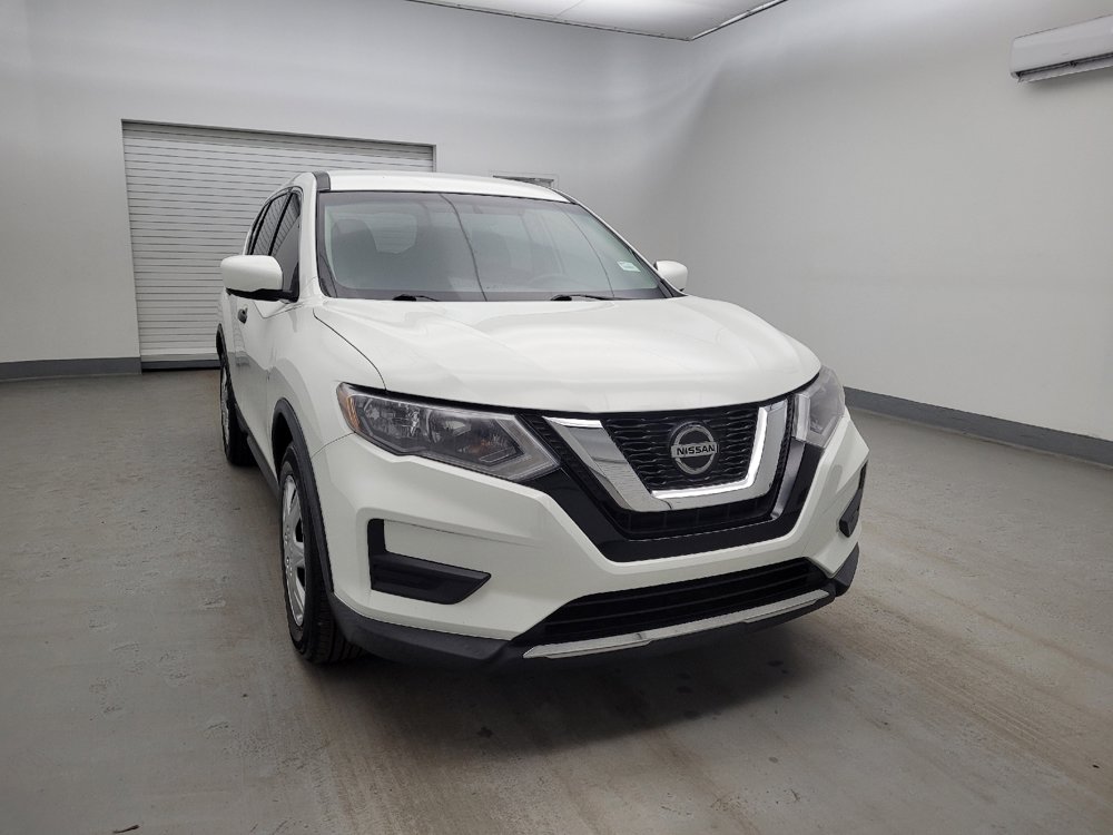 Used 2018 Nissan Rogue S image 14
