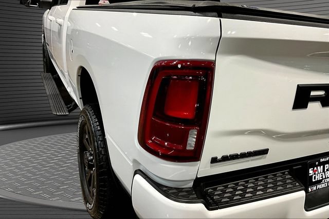 Used 2025 RAM 2500 Laramie AWD/4WD image 23