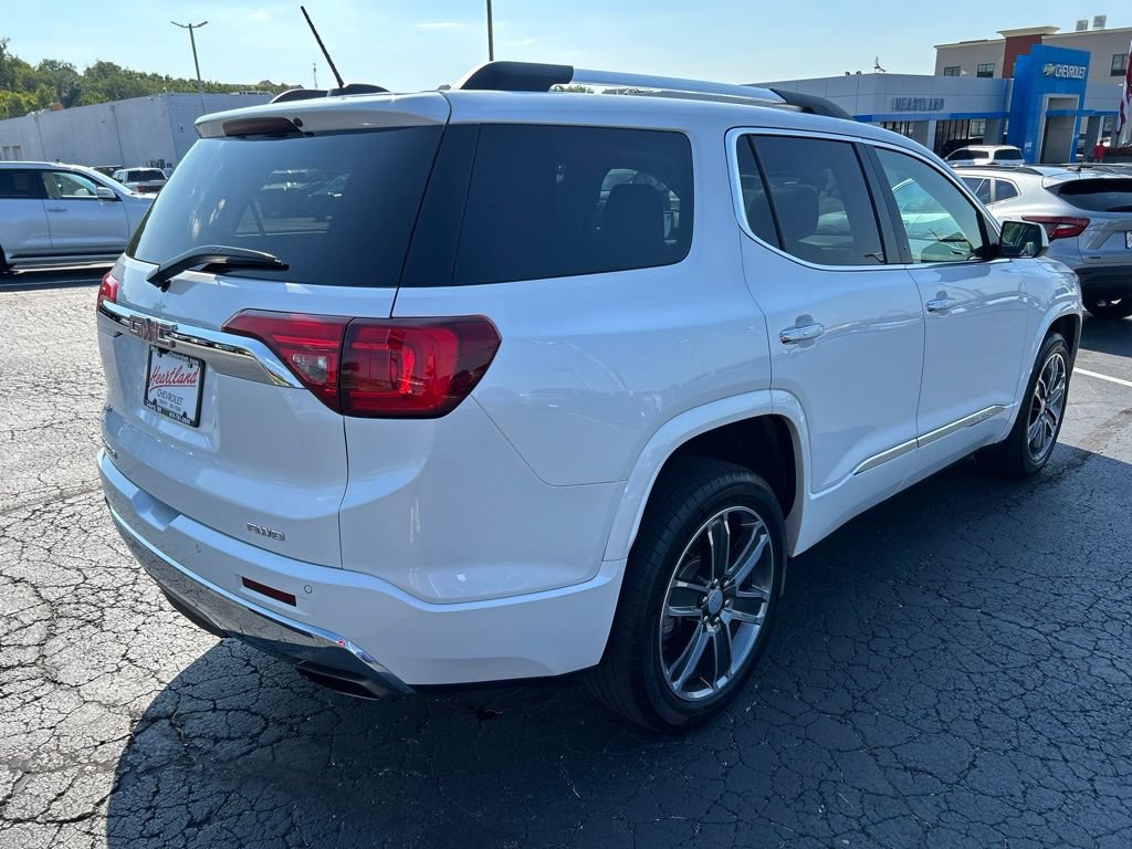 Used 2019 GMC Acadia Denali w/ Technology Package AWD/4WD image 5