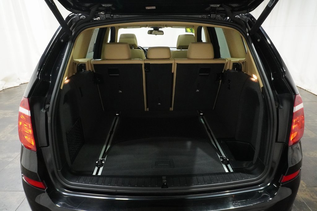 Used 2017 BMW X3 xDrive28i image 6