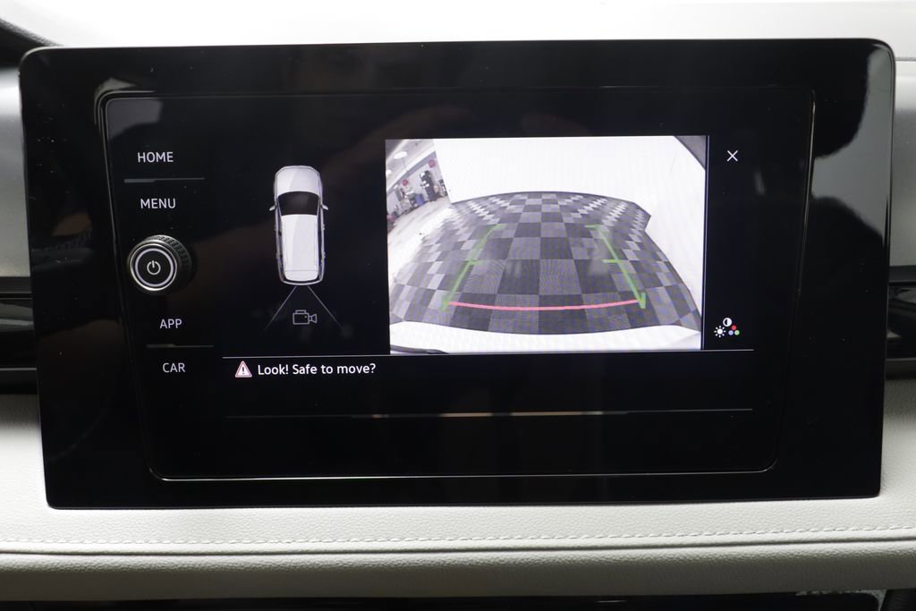 Used 2025 Volkswagen Taos S AWD/4WD image 10