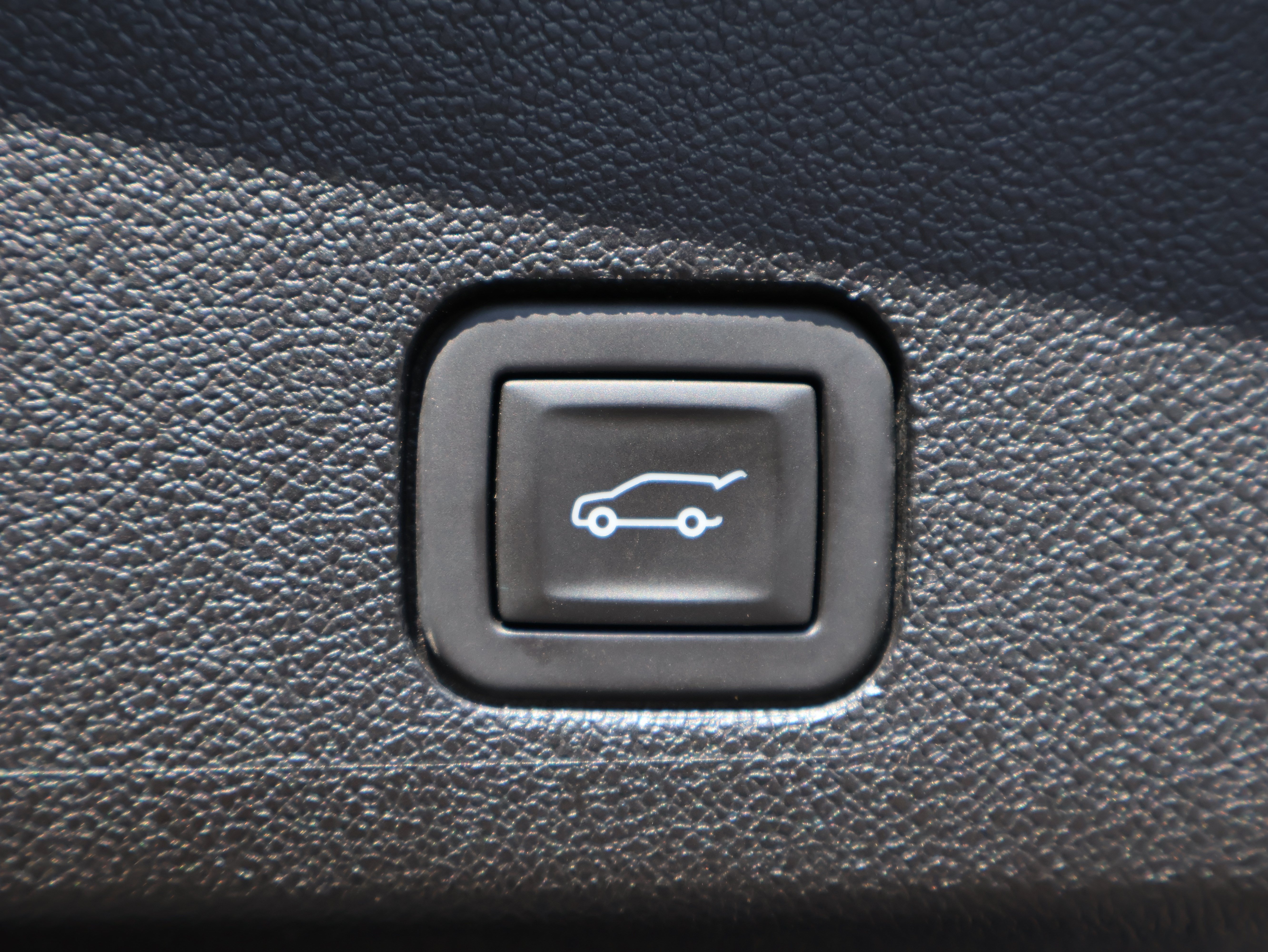 Used 2025 Cadillac XT6 Premium Luxury AWD/4WD image 10