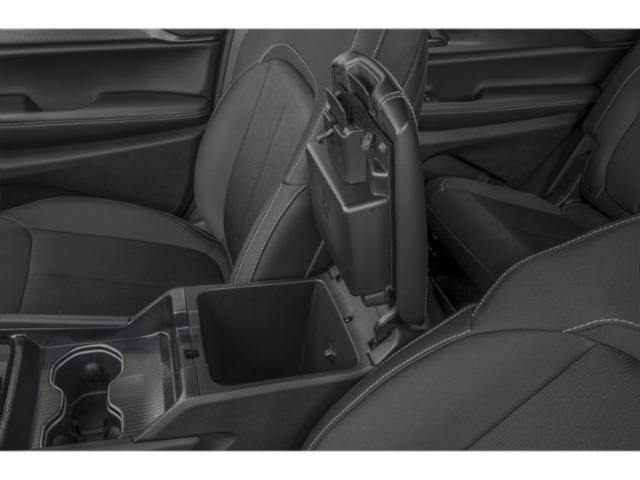 Used 2025 Jeep Grand Cherokee L Altitude AWD/4WD image 16