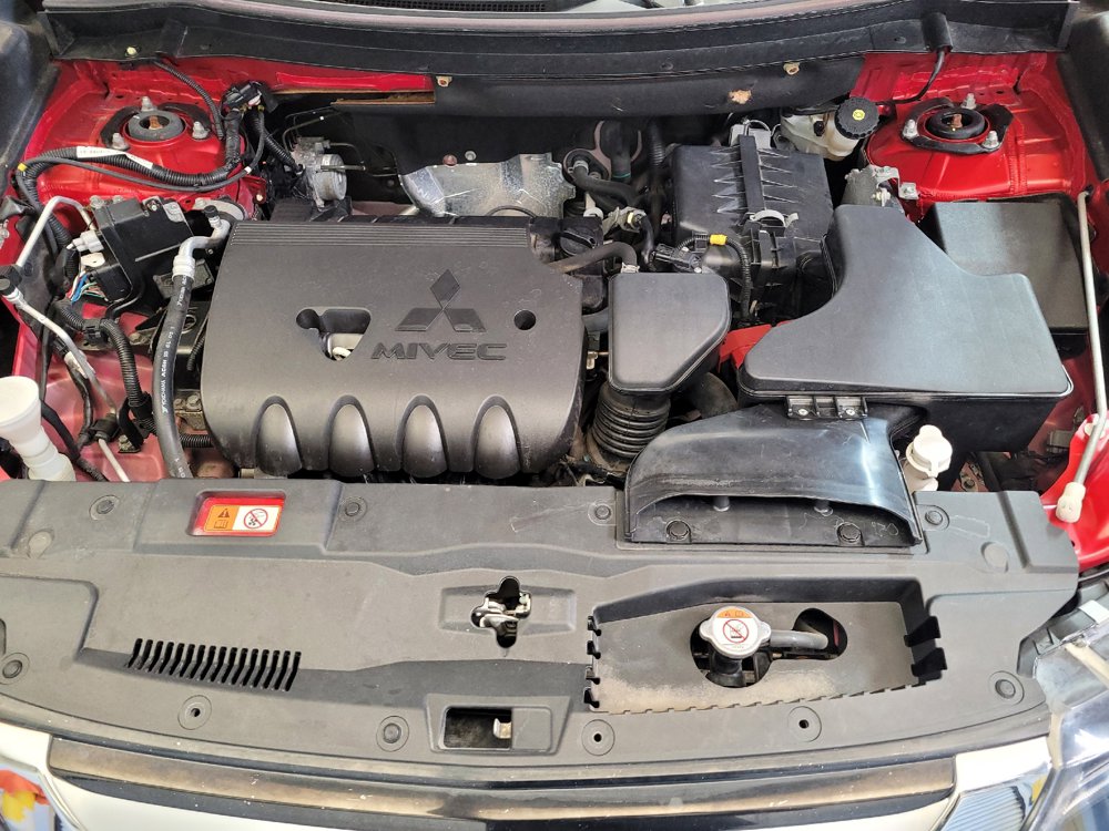 Used 2018 Mitsubishi Outlander SE FWD image 30