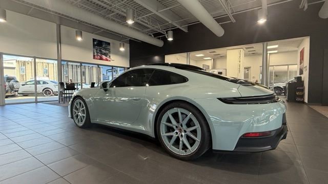 Used 2026 Porsche 911 Carrera GTS RWD image 10