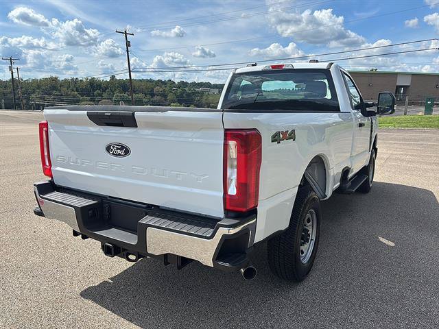New 2027 Ford F250 XL w/ XL Chrome Package AWD/4WD image 4