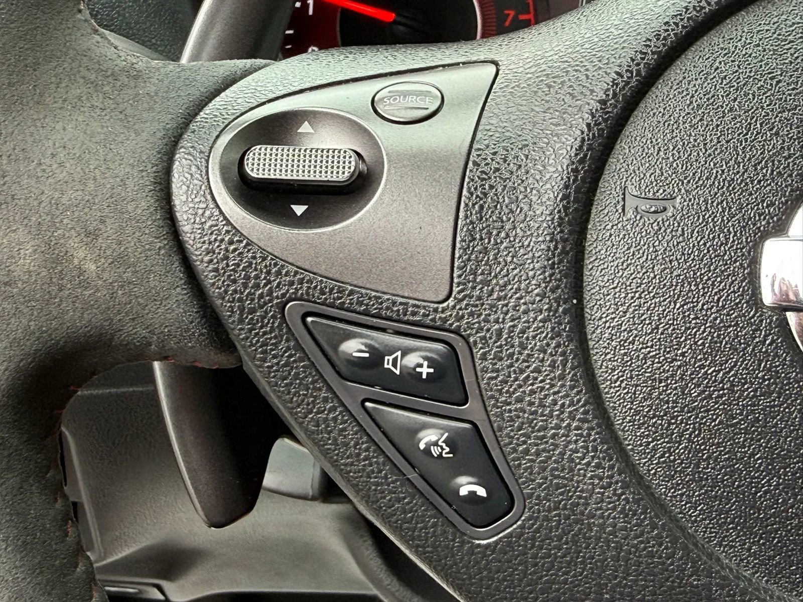 Used 2015 Nissan Juke NISMO AWD/4WD image 24