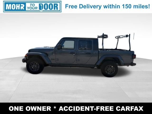 Used 2024 Jeep Gladiator Sport image 2
