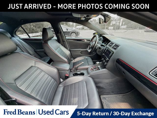 Used 2017 Volkswagen Jetta GLI FWD image 9