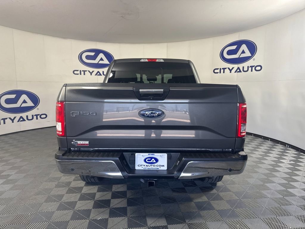 Used 2016 Ford F150 XLT w/ Equipment Group 302A Luxury image 4
