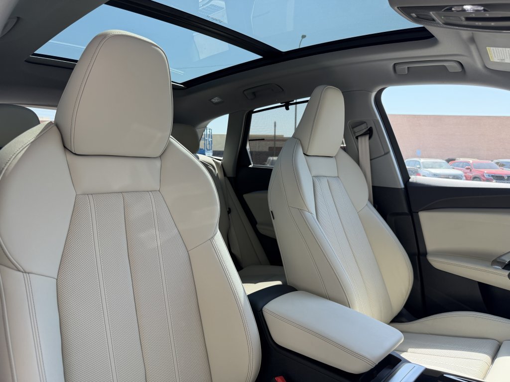 Used 2025 Audi Q5 Premium Plus w/ Premium Plus AWD/4WD image 42