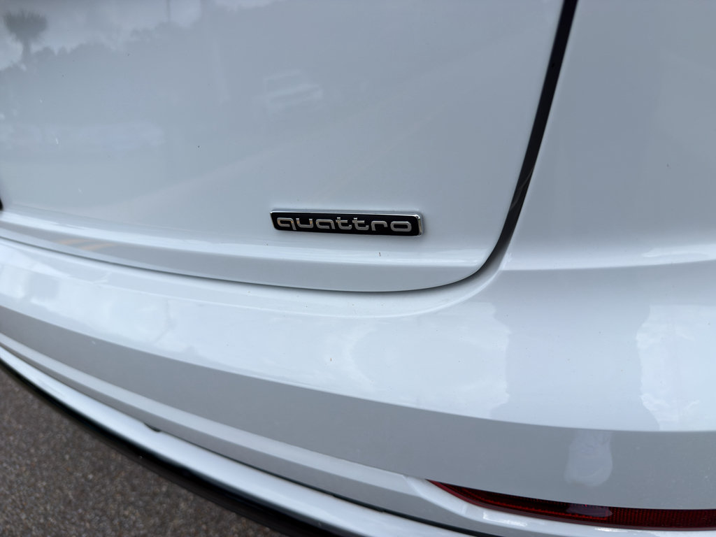 Used 2023 Audi Q8 Premium Plus AWD/4WD image 7
