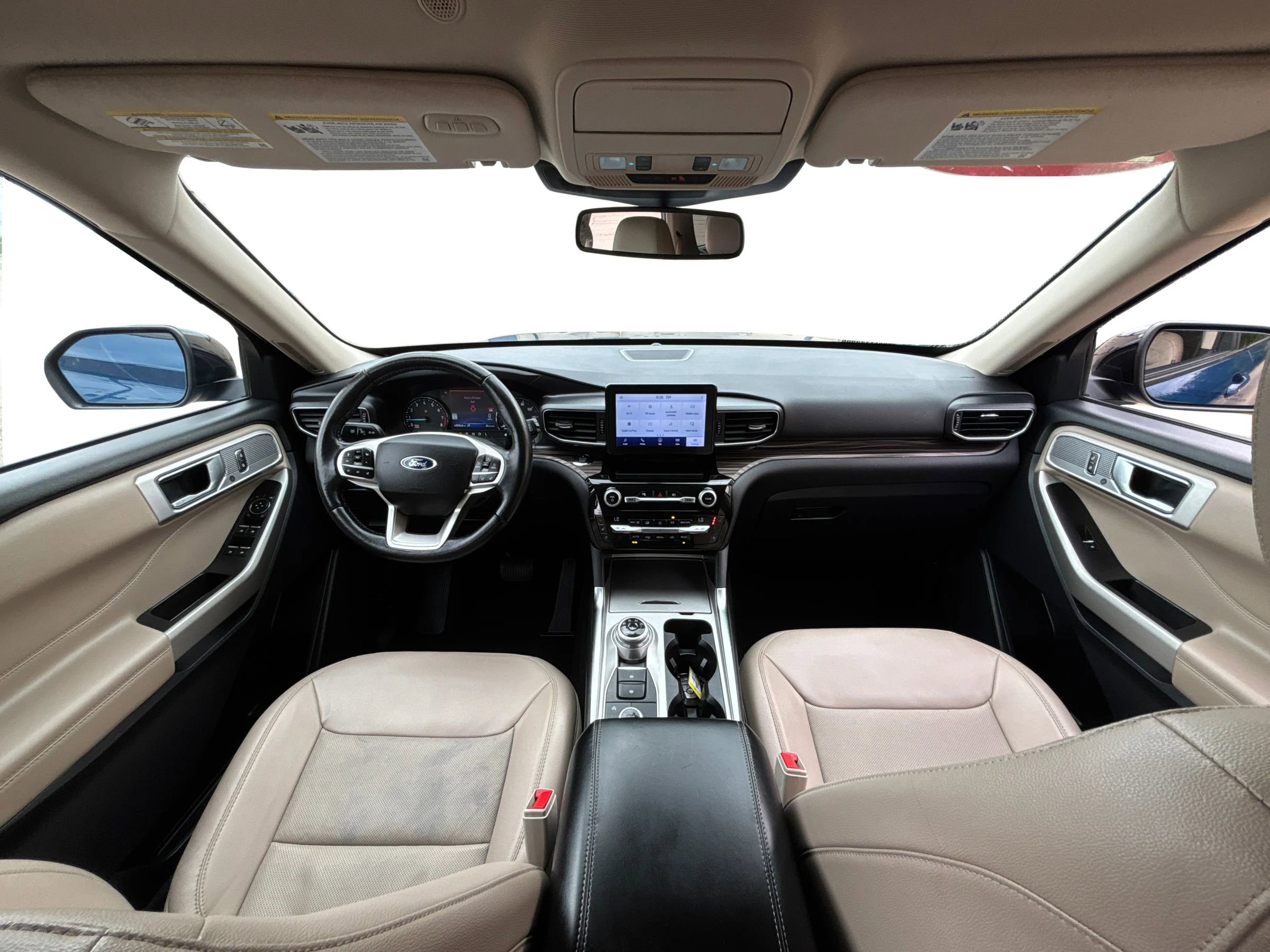 Used 2021 Ford Explorer Limited image 17