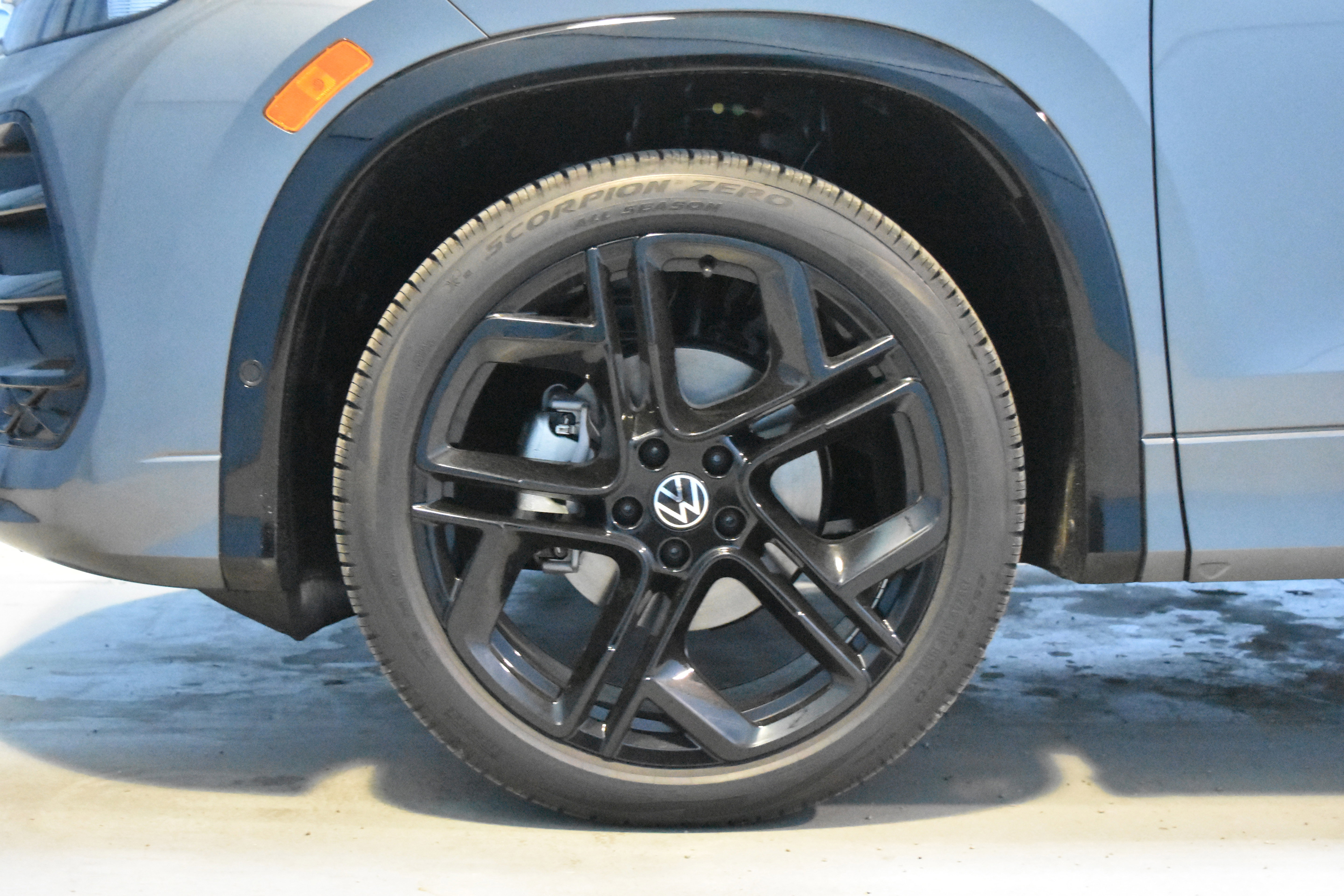 New 2026 Volkswagen Tiguan SE R-Line FWD image 20