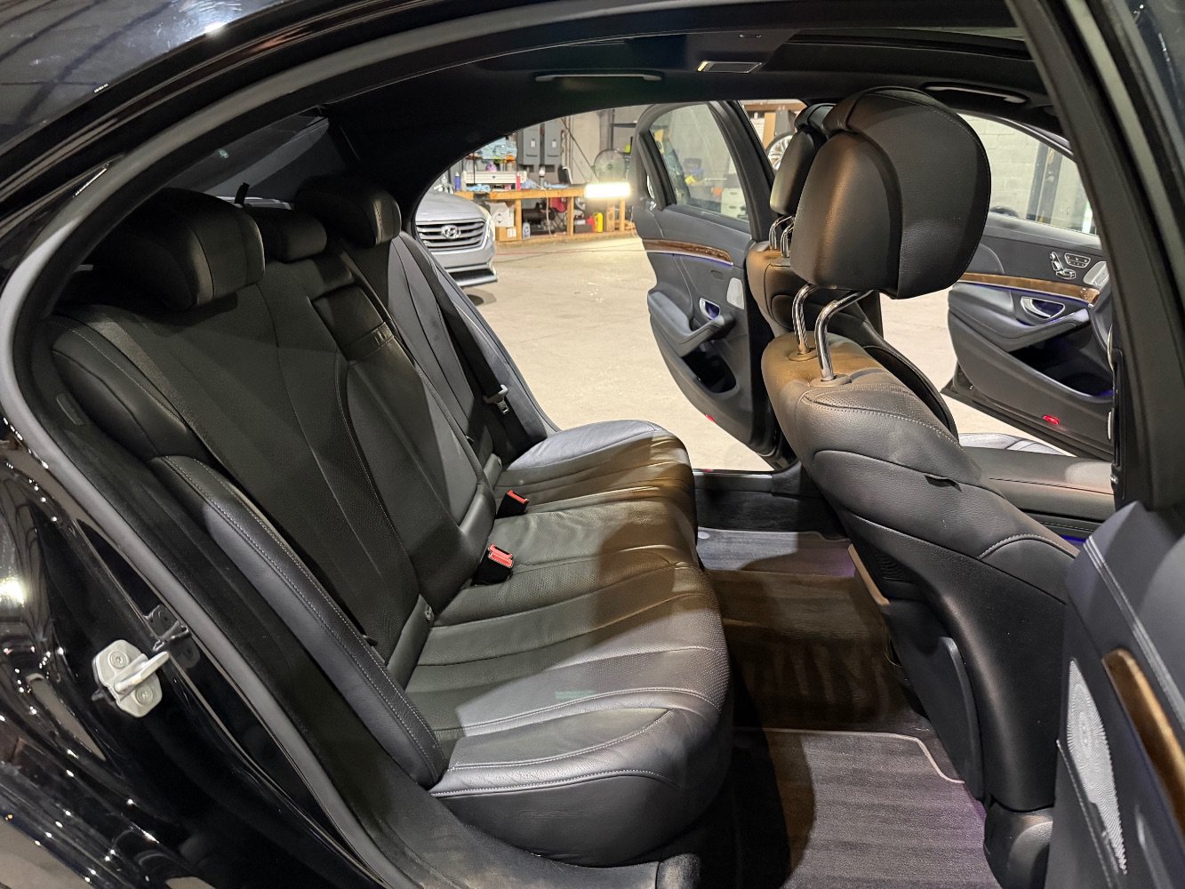 Used 2015 Mercedes-Benz S 550 4MATIC Sedan image 22