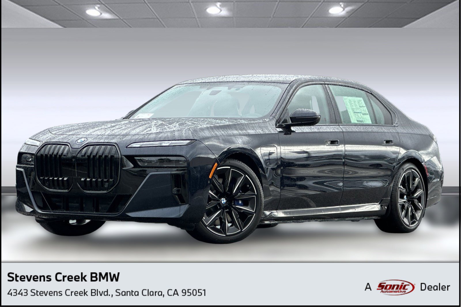 New 2026 BMW 750e xDrive w/ Executive Package image 1