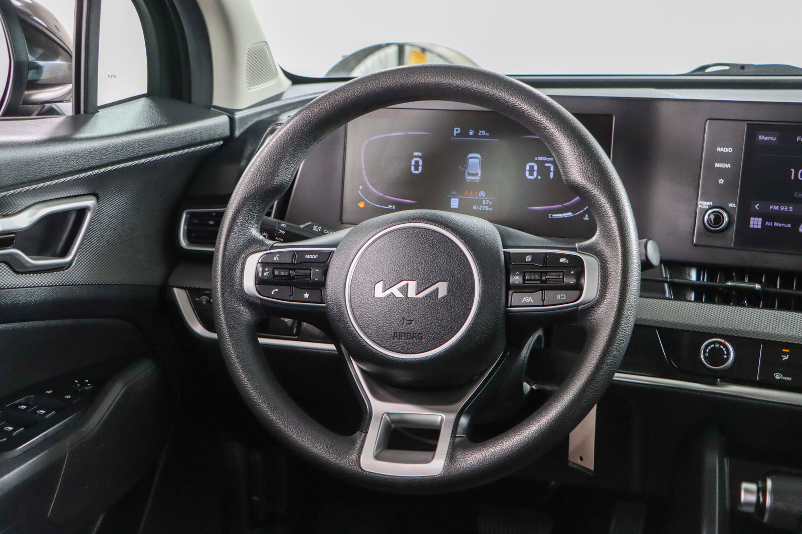 Used 2023 Kia Sportage LX FWD image 12