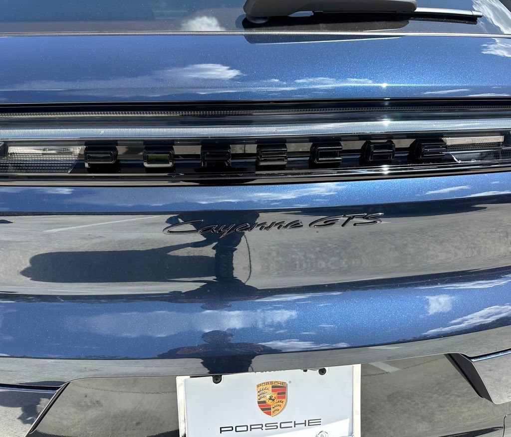 Used 2026 Porsche Cayenne GTS AWD/4WD image 14