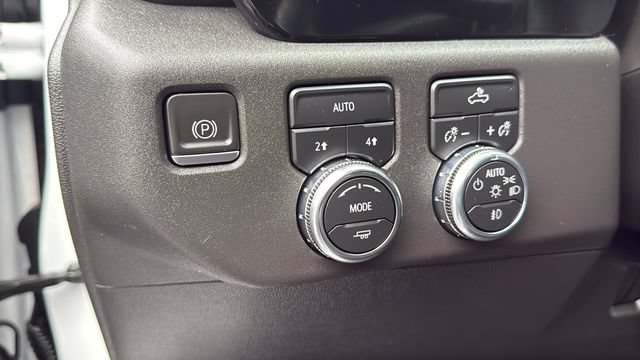 Used 2023 GMC Sierra 1500 Elevation AWD/4WD image 14