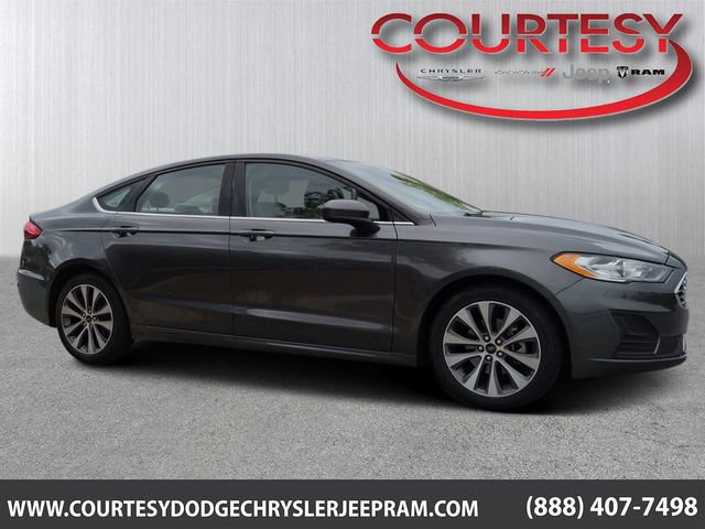 Used 2019 Ford Fusion SE AWD/4WD image 1