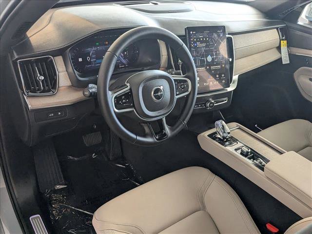 New 2026 Volvo XC90 T8 Plus w/ Protection Package Premier image 3