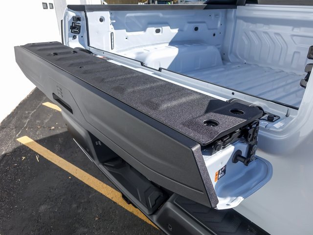 New 2026 Chevrolet Silverado EV Trail Boss image 11