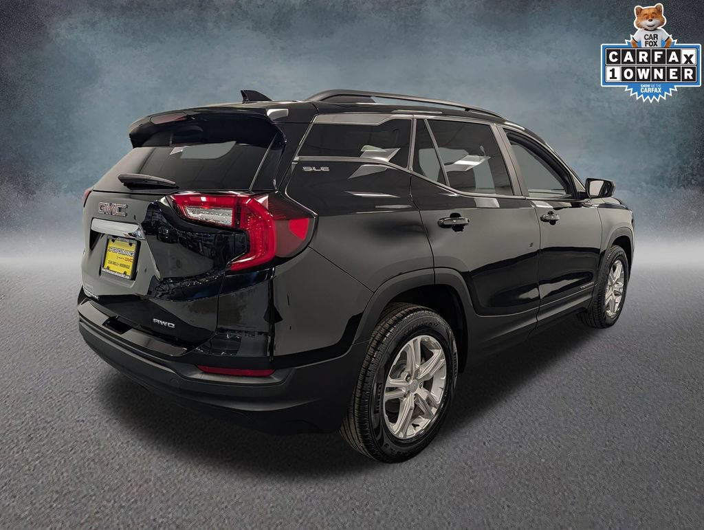 Used 2022 GMC Terrain SLE w/ Driver Convenience Package AWD/4WD image 4