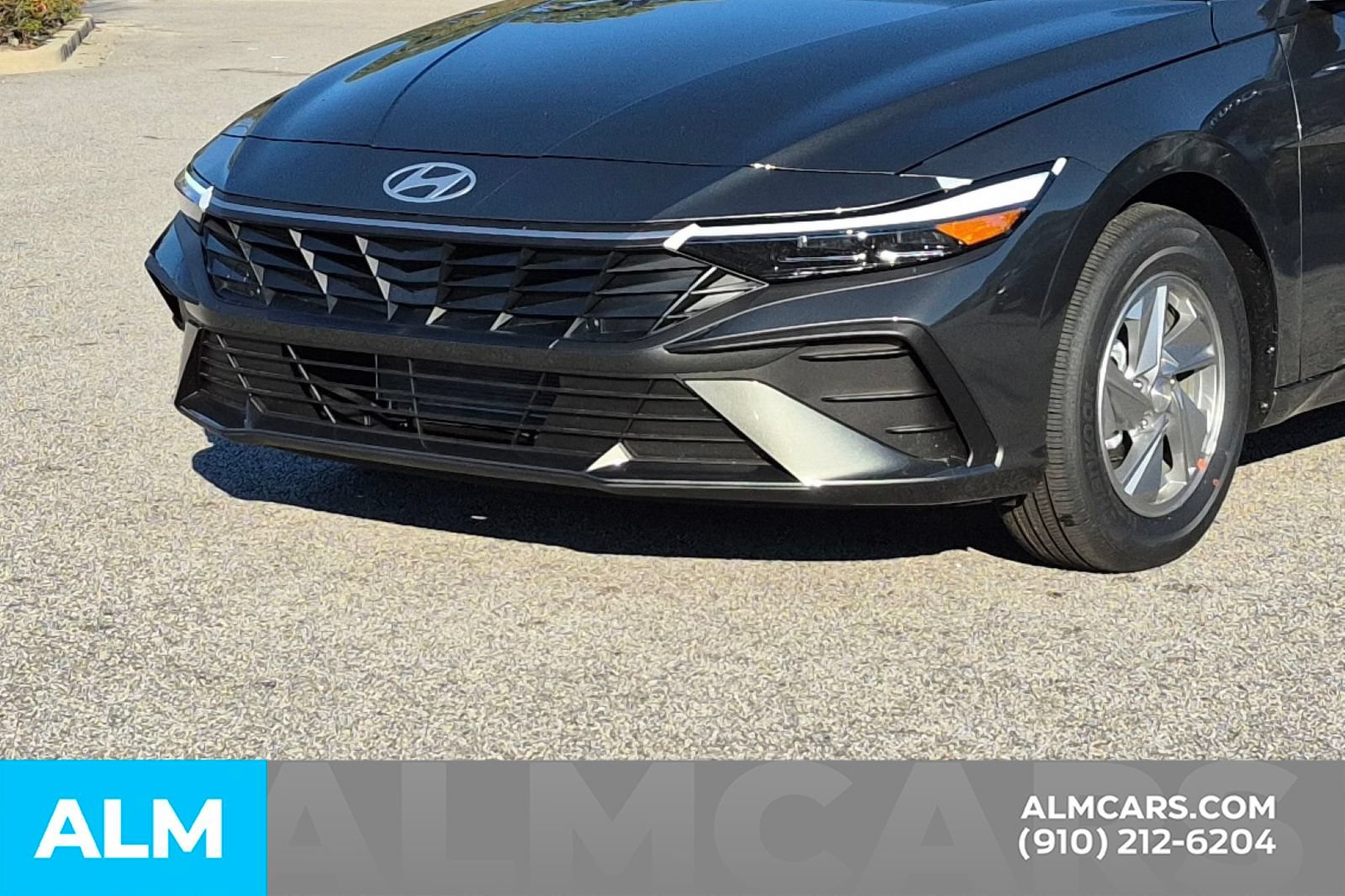 Certified 2026 Hyundai Elantra SE w/ Cargo Package FWD image 11