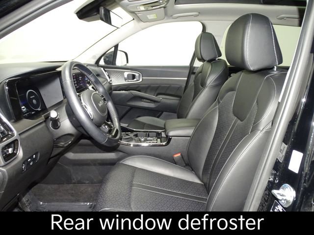 Certified 2023 Kia Sorento SX image 11