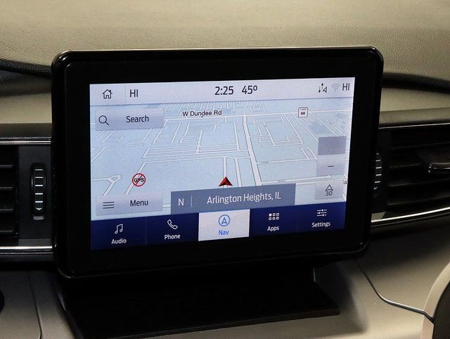 Used 2022 Ford Explorer XLT w/ Equipment Group 202A AWD/4WD image 19