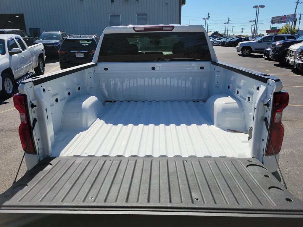 Used 2026 Chevrolet Silverado 1500 RST AWD/4WD image 11