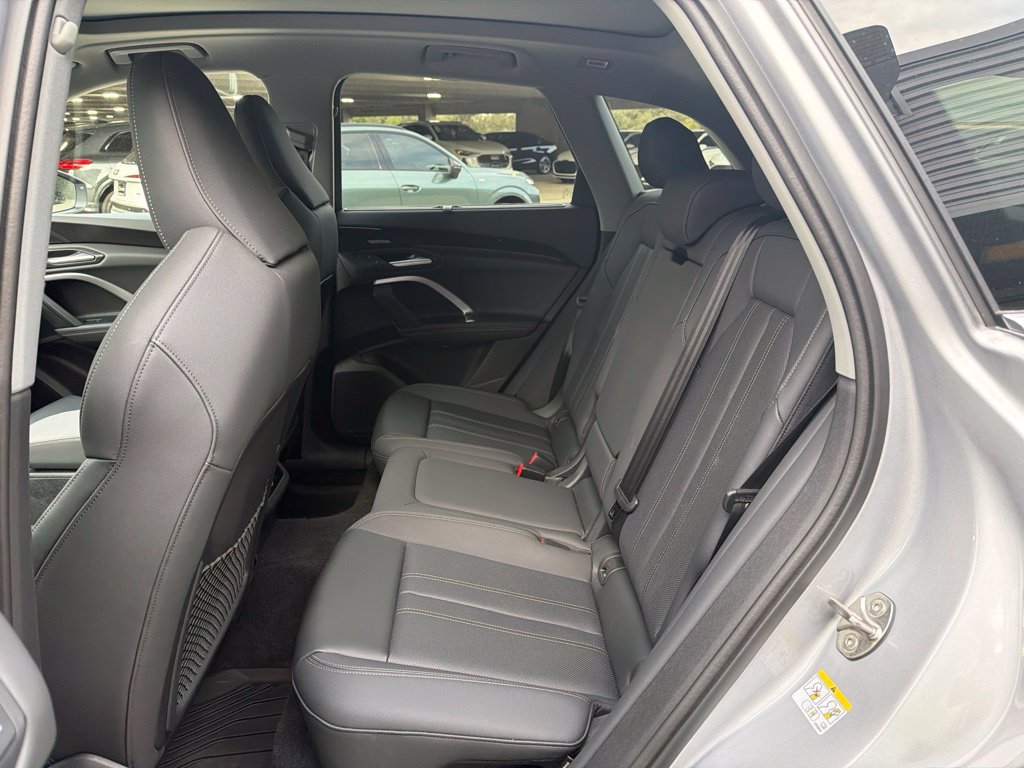 Used 2026 Audi Q5 Premium Plus AWD/4WD image 14