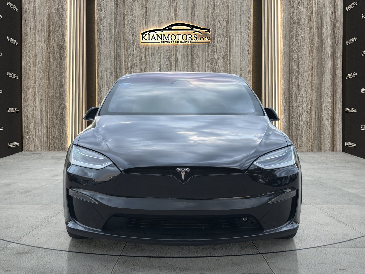 Used 2023 Tesla Model X AWD/4WD image 5