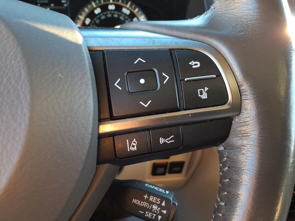 Used 2016 Lexus LX 570 4WD image 17