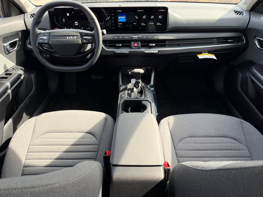 New 2025 Kia K4 GT-Line Turbo FWD image 7