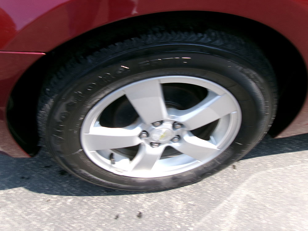 Used 2015 Chevrolet Cruze LT image 9