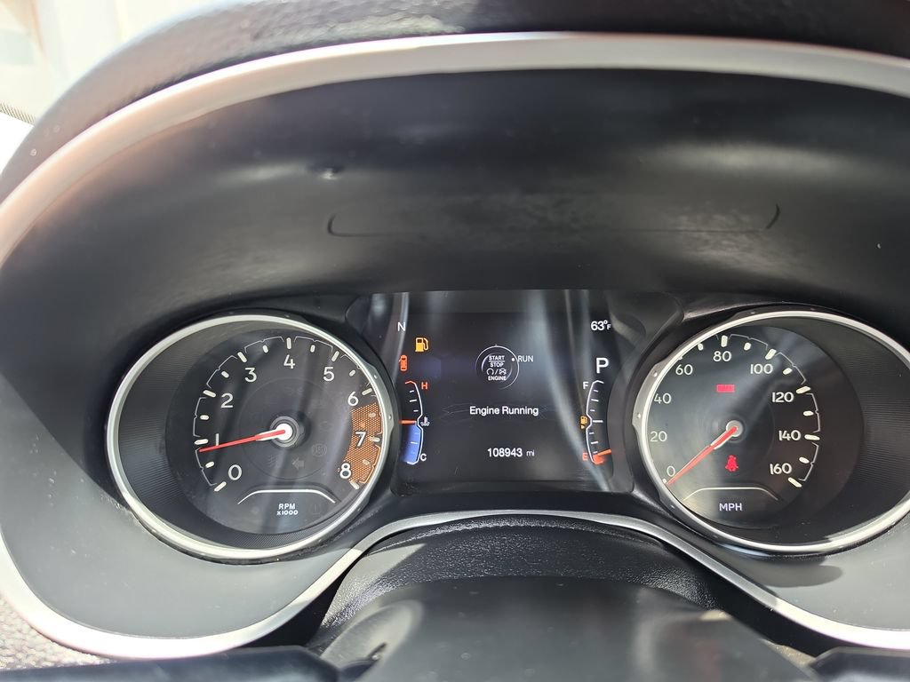 Used 2018 Jeep Compass Limited w/ Navigation Group AWD/4WD image 17